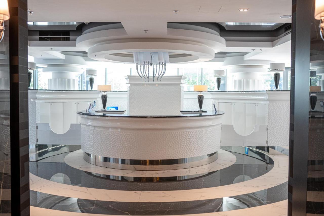 Hanza Tower Luxury ชเตชชิน ภายนอก รูปภาพ